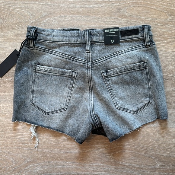 BLANKNYC Vintage High Rise Shorts Size 25 - Picture 2 of 2